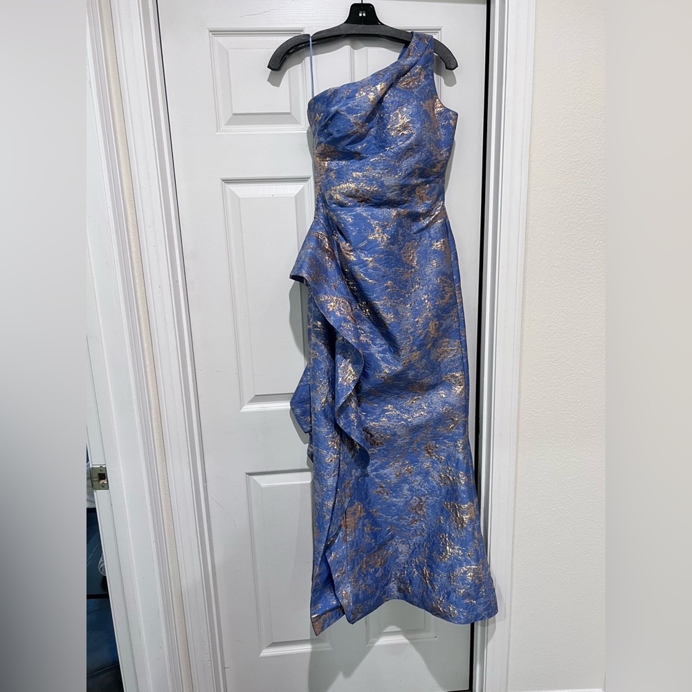 Formal One shoulder light blue/rose gold size 2